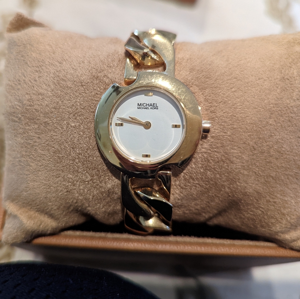 Michael Kors Gold Link Watch